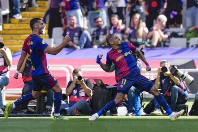 开云体育官网-巴萨再现超级反超再杀皇马，距冠军只差一步